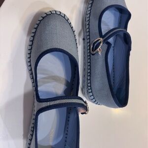 Tuckernuck Blue Mary Jane Chambray Jamie Espadrilles size 10. Last season
